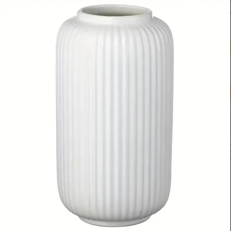 White Ceramic Flower Vase，Simple Versatile Ceramic Vase Ornaments，Living Room TV Cabinet Vase Porch Decoration